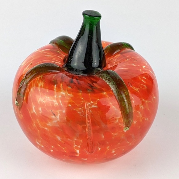 Vintage Murano Style Heirloom Tomato, Marbled Blown Glass Fruit - Picture 3 of 6
